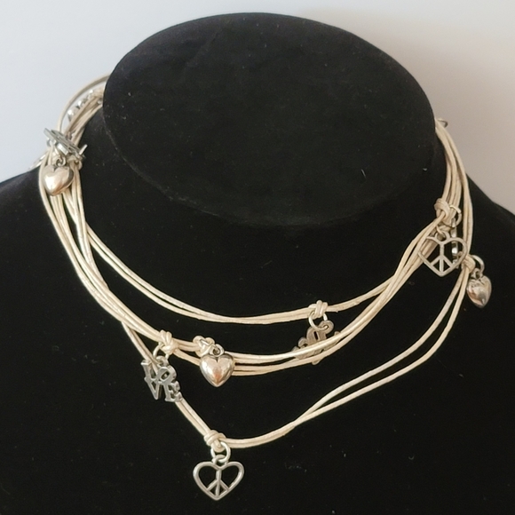 Love Rope Necklace - Picture 5 of 10